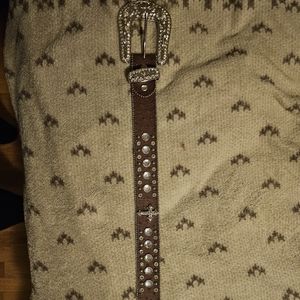 Western Cross belt